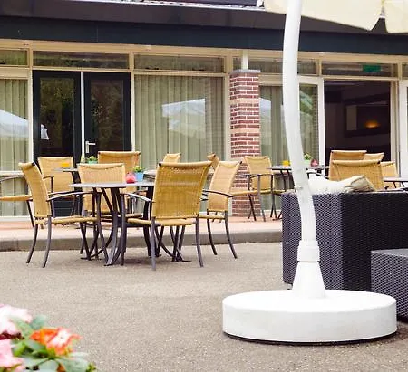 Fletcher Restaurant Victoria-hoenderloo فندق