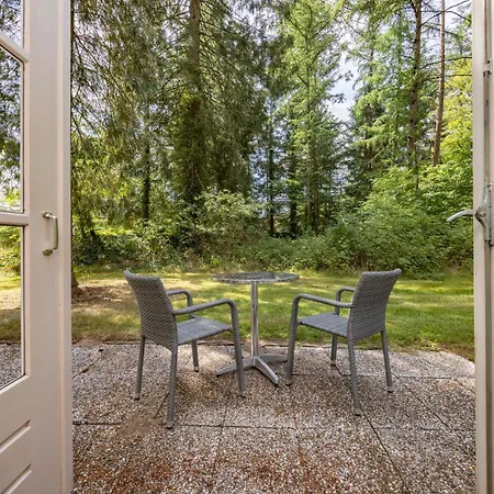 Fletcher Restaurant Victoria-hoenderloo Hotel 4*