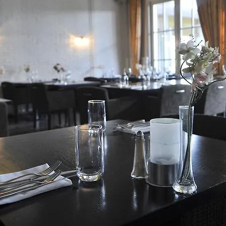Fletcher Restaurant Victoria-hoenderloo فندق 4*