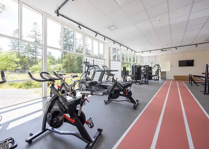 Fletcher Restaurant Victoria-hoenderloo Hotel 4*