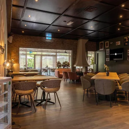 Fletcher Restaurant Victoria-hoenderloo 4* ホンデルロー