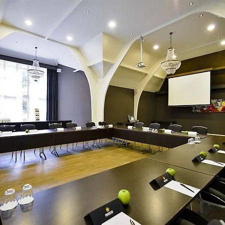 Fletcher Restaurant Victoria-hoenderloo Otel