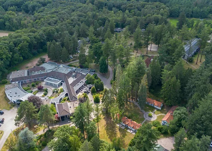 Отель Fletcher Restaurant Victoria-hoenderloo Хундерло