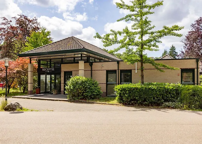 Отель Fletcher Restaurant Victoria-hoenderloo Хундерло