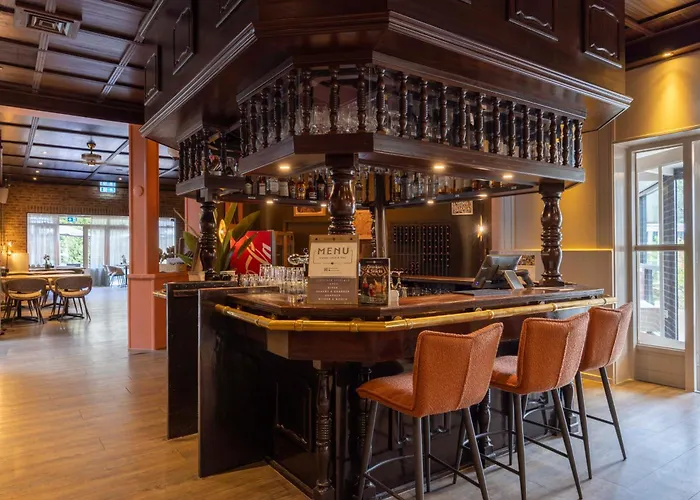 Отель Fletcher Restaurant Victoria-hoenderloo 4*